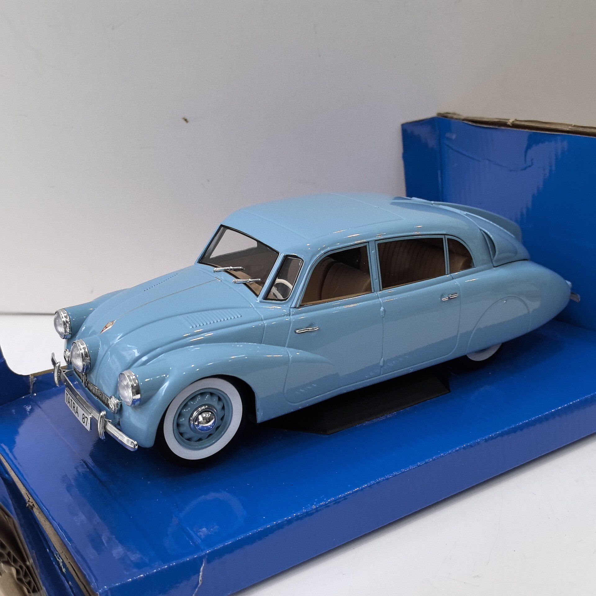 MCG Diecast 1/18 Skala TATRA 8 – Vintage Collectible Toy Cars recenzja i cena