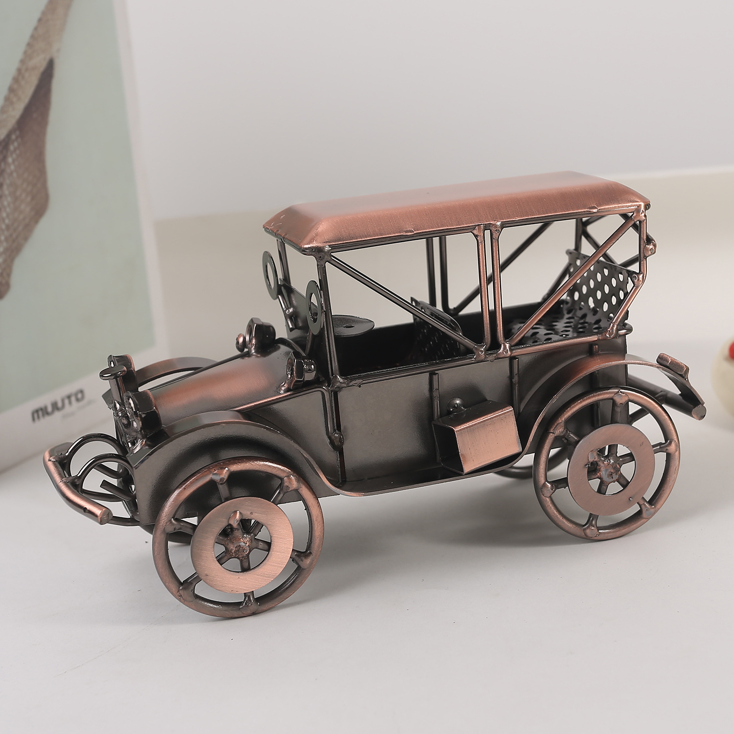 Europejskie, klasyczne modele  – Vintage Collectible Toy Cars recenzja i cena